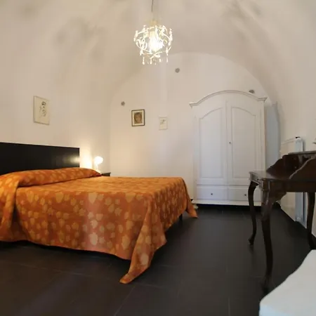 Castello 20 Apartment Montescudaio Exterior photo